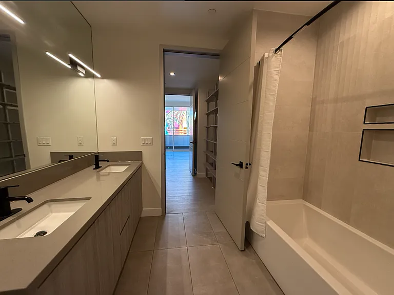 495 Promenade Ave — Photo 18