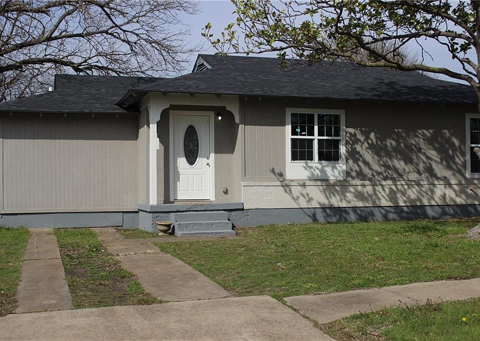 1st image of 409 Chandler Dr