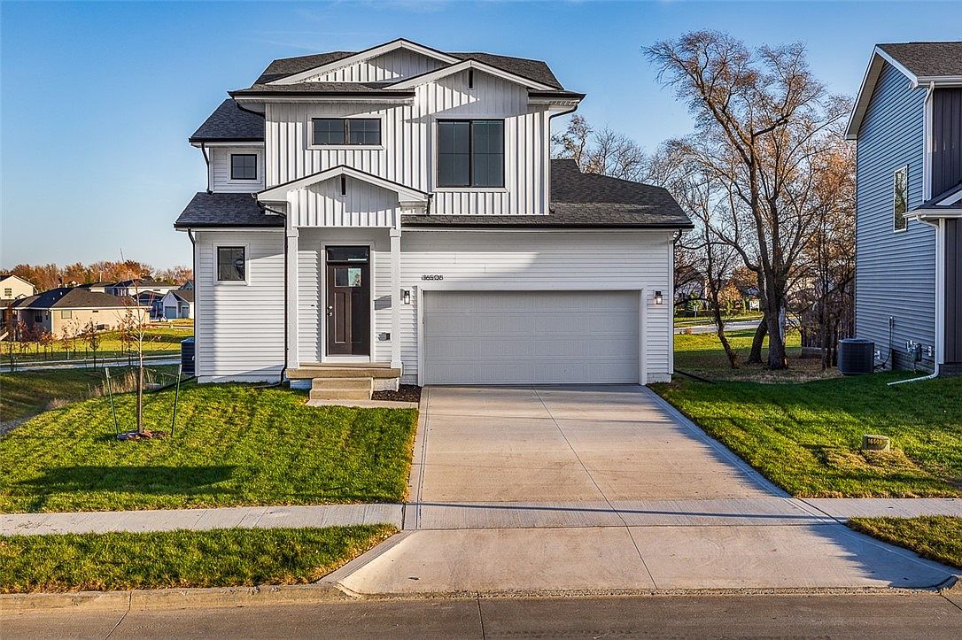 16508 Oakwood Dr, Urbandale, IA 50323 Zillow