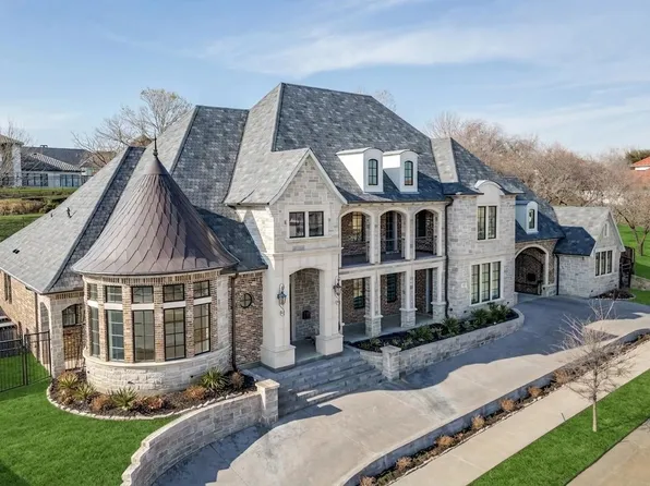 1116 Excalibur Blvd, Lewisville, TX 75056