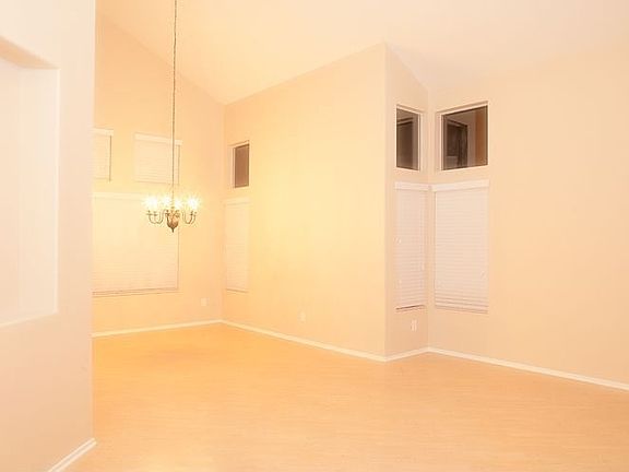 4th image of 39559 Coral Sky Ct