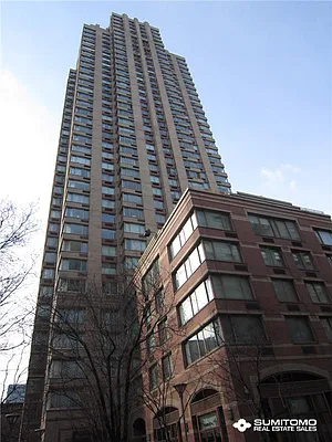 Sold by Sumitomo Real Estate Sales | media 10