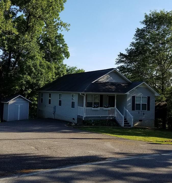 View from Selcer road