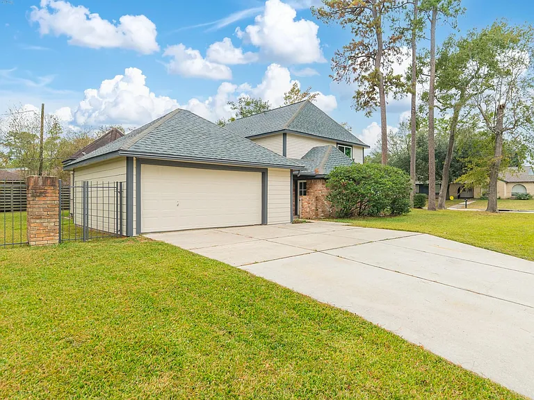 28814 Enchanted Dr — Photo 40