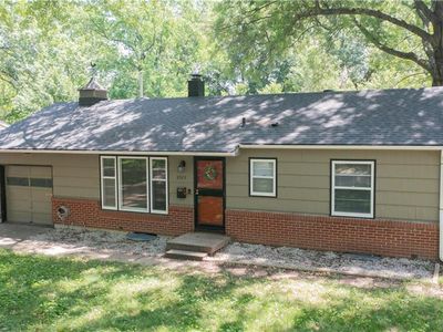 8929 E 74th St, Raytown, MO, 64133