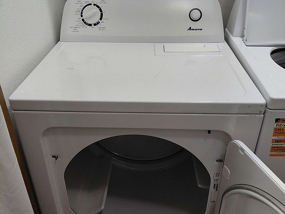 4th image of 4553 Applewood Ln #4553