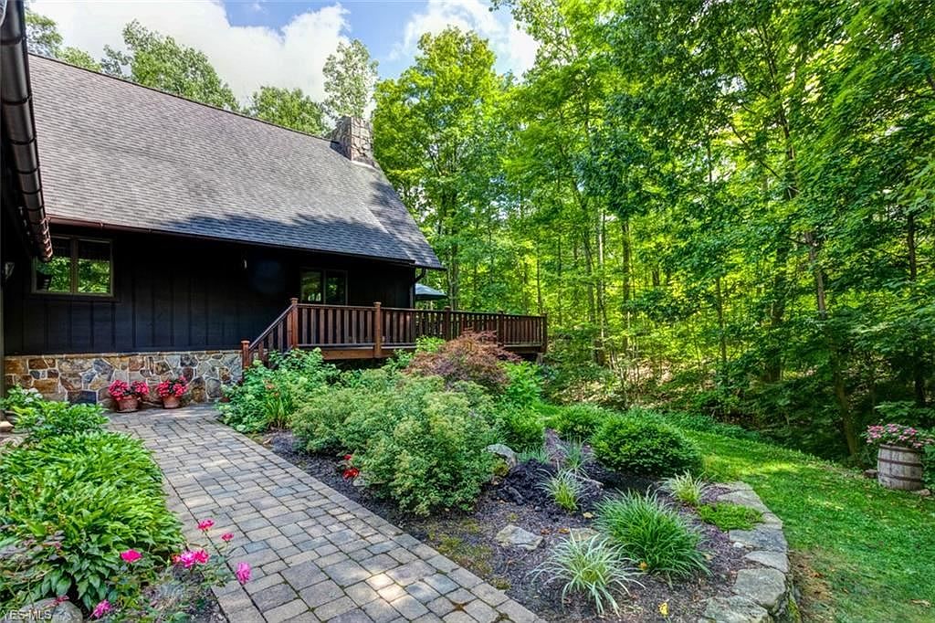 12456 Woodin Rd, Chardon, OH 44024 Zillow