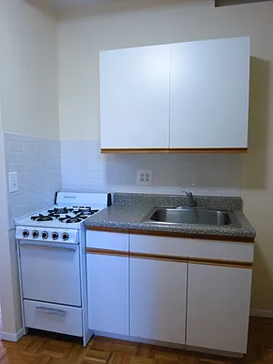 Rented by City & Suburban | media 24