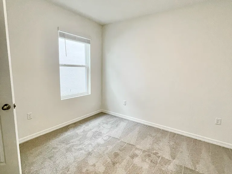 3519 Maple Grove Way — Photo 20