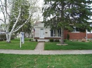 1264 Sharon St, Westland, MI 48186