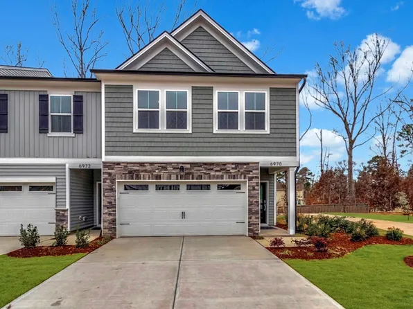 6970 Doddridge Ln, Cary, NC 27519