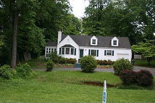 1st image of 921 Courtland Ave