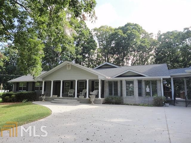 1st image of 704 Nix Dr
