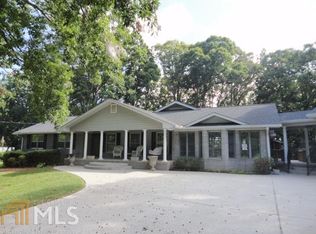 704 Nix Dr, Gainesville, GA 30501