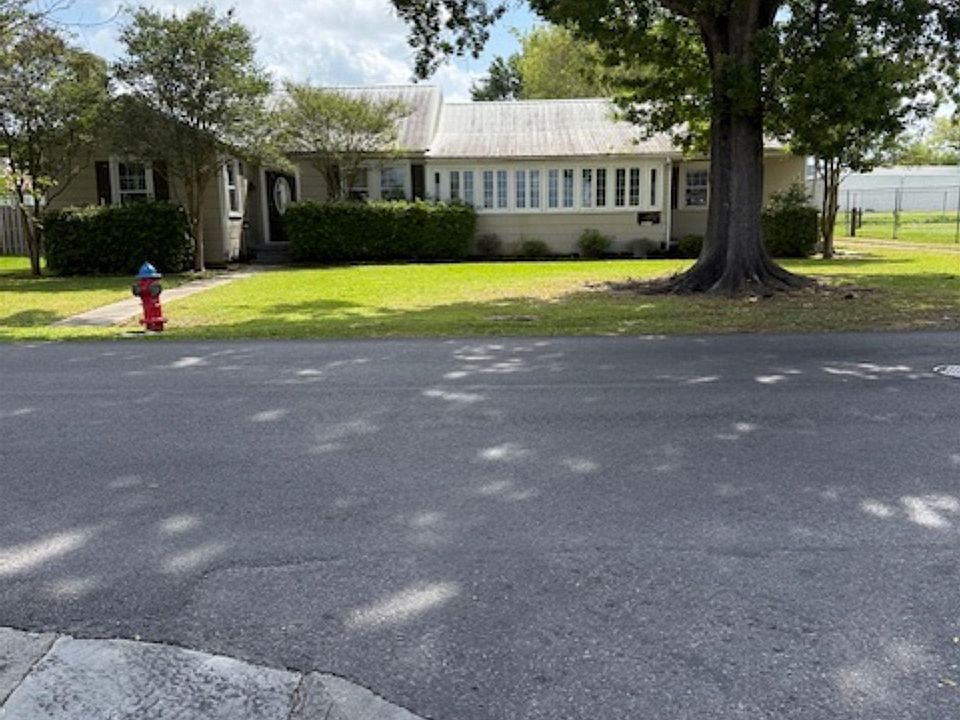 1st image of 603 Lafourche Dr