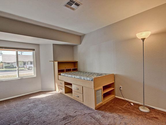 5th image of 6008 W Loma Ln