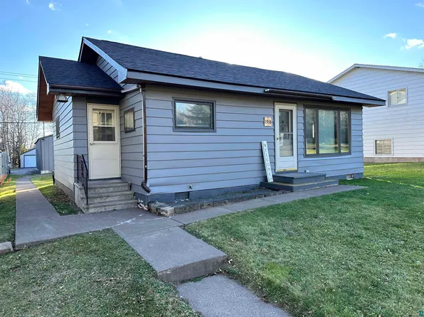 1918 9th Ave, Two Harbors, MN 55616