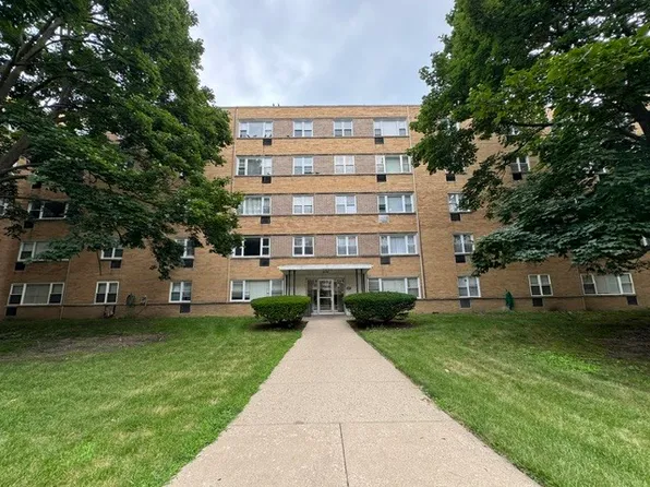 2025 W Granville Ave APT 114, Chicago, IL 60659
