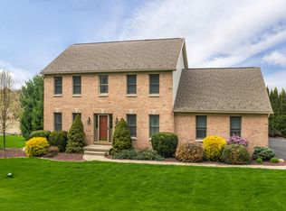 429 Schoeneck Ave, Nazareth, PA 18064