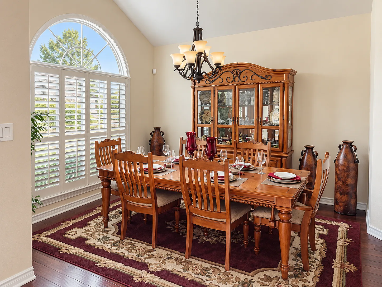 4 bed, 2646 sqft, $3,050 — Photo 4