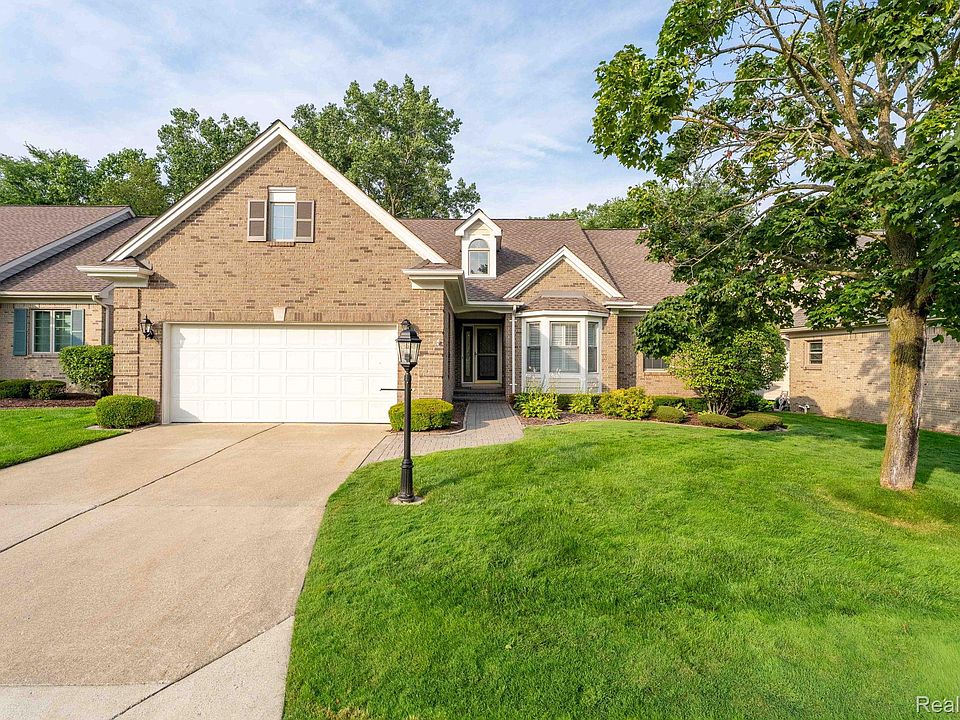 1st image of 62910 Walker Ct