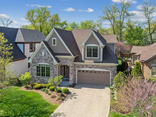 25W660 Prairie Ave, Wheaton, IL 60187