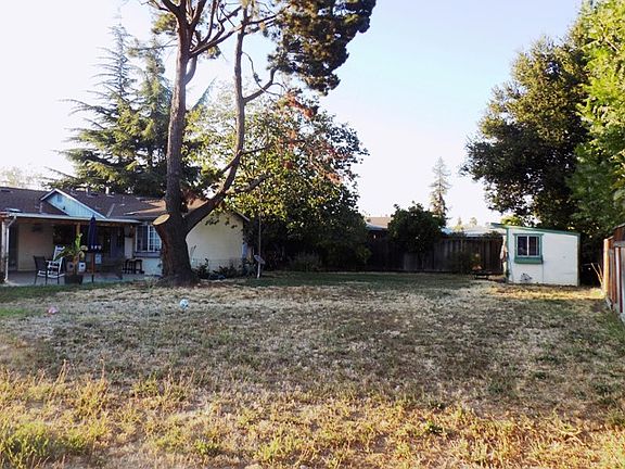 4th image of 460 2nd Ave