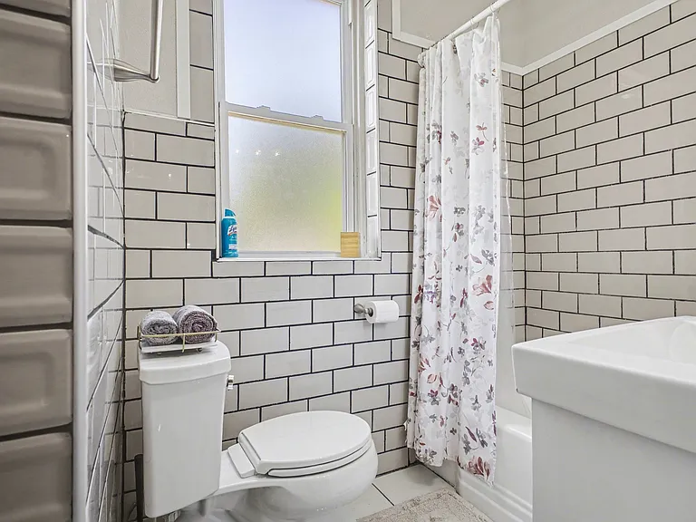 3231 Gravois Ave #F1 — Photo 5