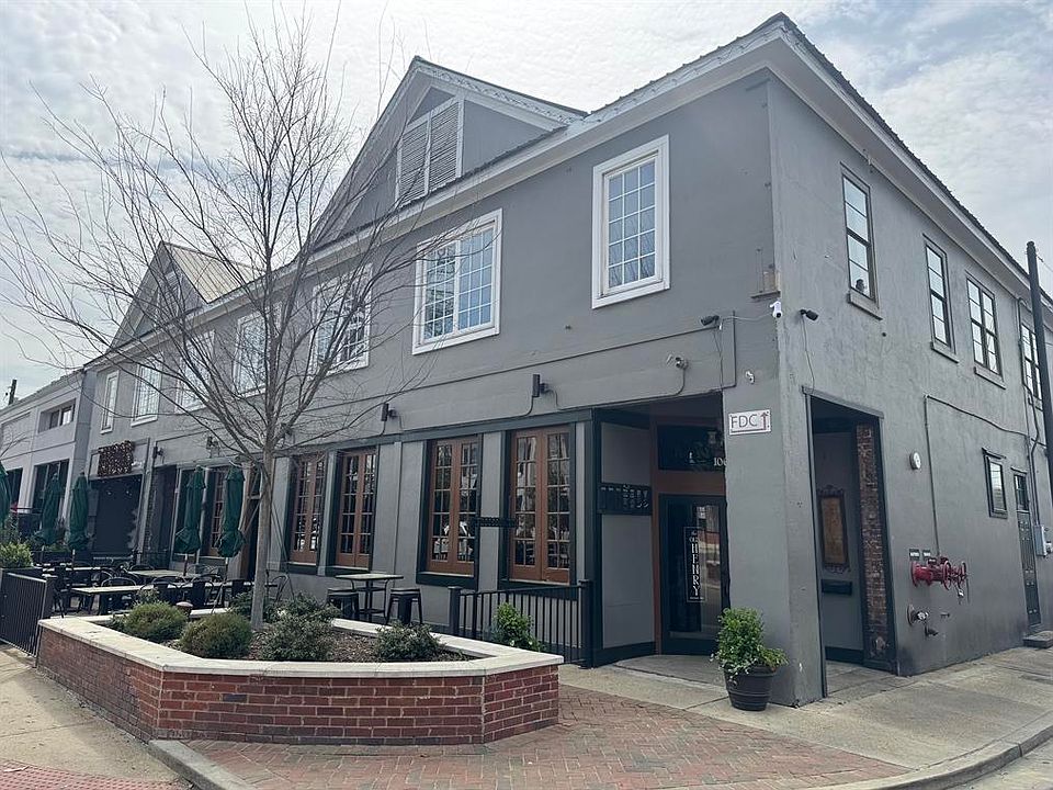 1st image of 1002 Jackson Ave E