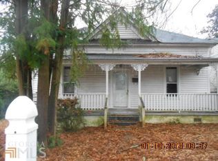 618 E Solomon St, Griffin, GA 30223