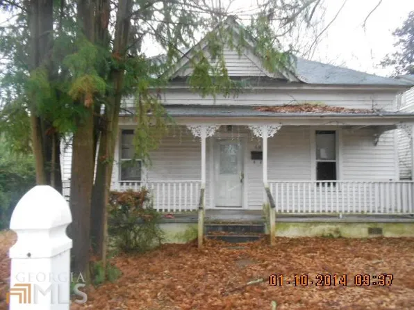 618 E Solomon St, Griffin, GA 30223