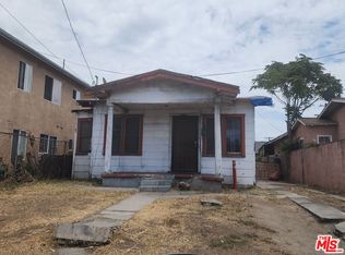 7004 S San Pedro St, Los Angeles, CA 90003