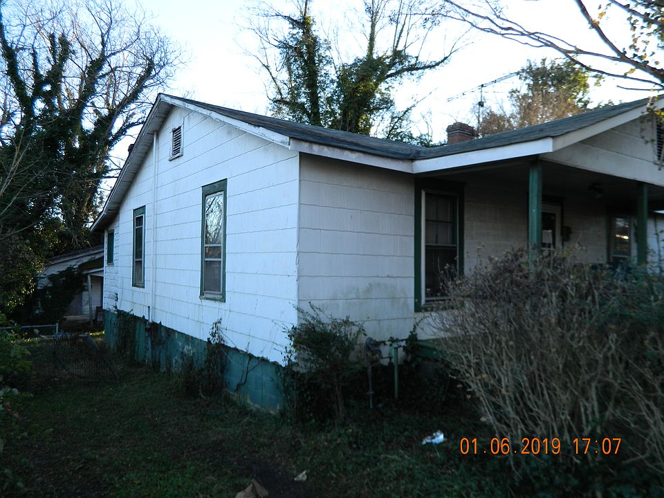 1st image of 18 7th Ave SE