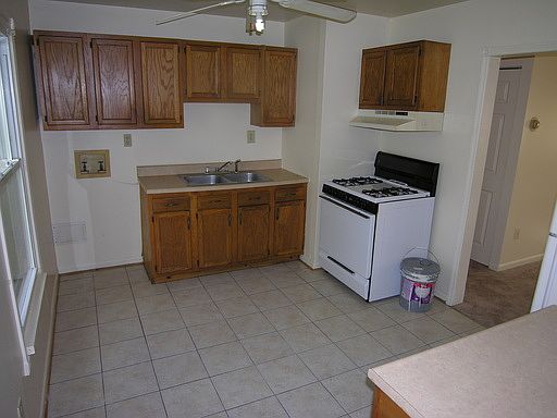 2nd image of 2926 Wheatfield Dr