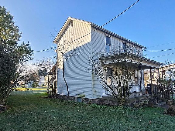 3rd image of 304 E Brown St