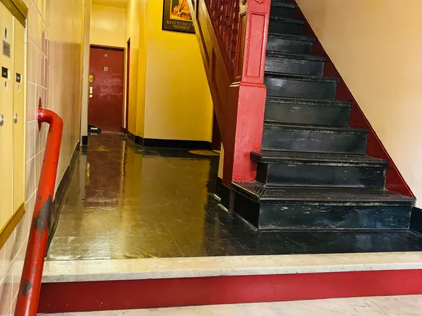 773 Eastern Parkway image 11 of 11