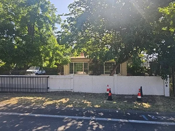 8304 Lake St, Lower Lake, CA 95457