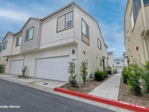 35265 Blossom Pl, Fallbrook, CA 92028