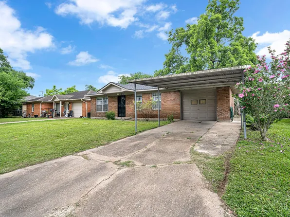 3032 Briarwick Ln, Houston, TX 77093