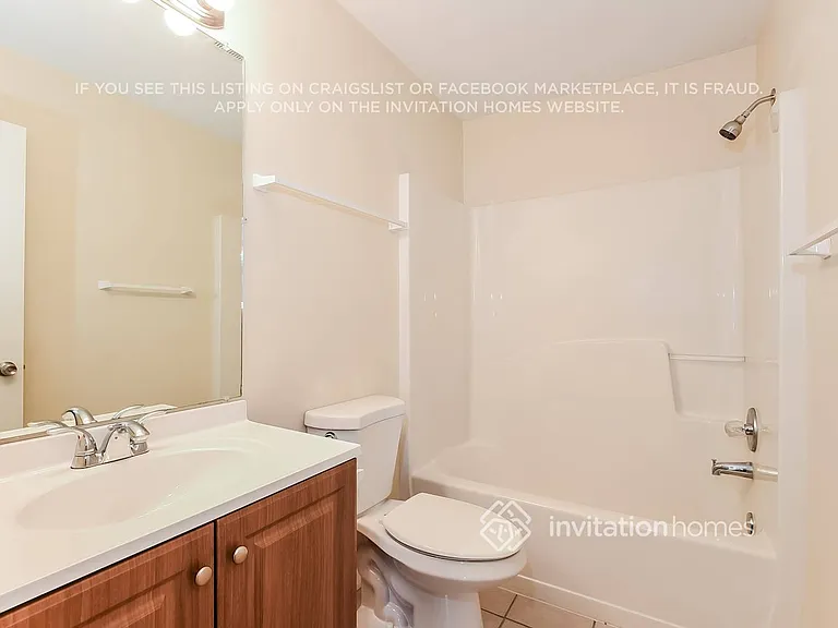 1771 Meredith Ave — Photo 14