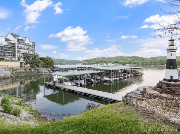 464 Cedar Heights Dr #1B, Camdenton, MO 65020