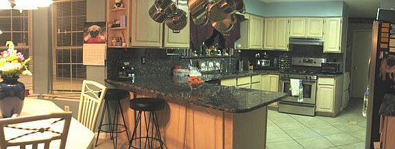Eat-In Kitchen