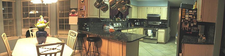 Eat-In Kitchen