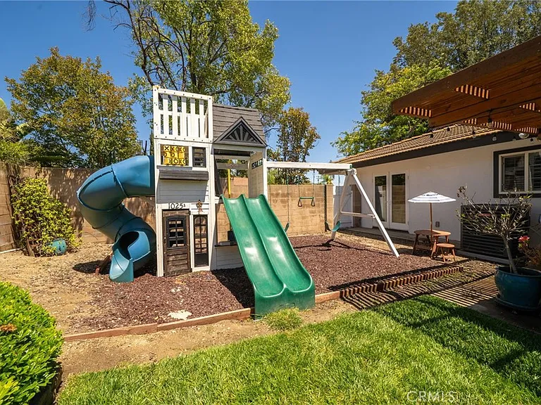 1025 Kent Dr — Photo 26