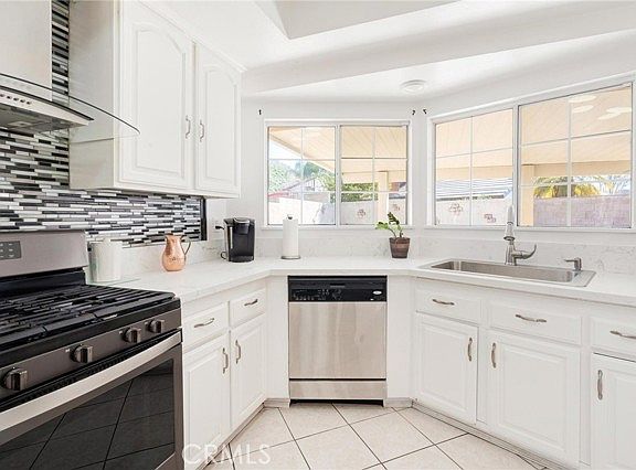 5th image of 3515 Bond Street