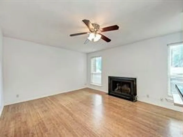1000 W 26th St #113 — Photo 4