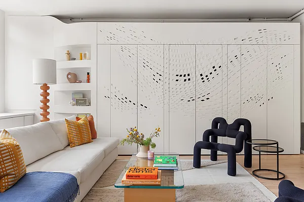 Sold by Compass | media 2