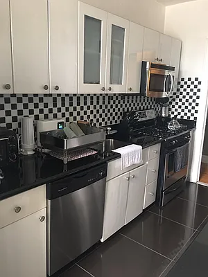 Sold by NextDoor Realty | media 20