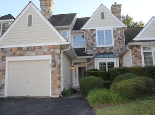 88 Highpoint Dr, Berwyn, PA 19312