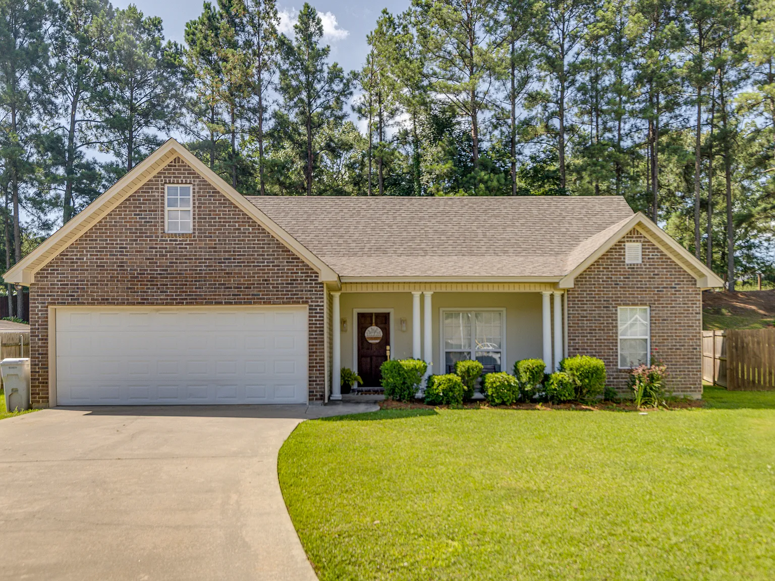 3 bed, 1106 sqft, $3,000 — Photo 1